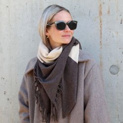 T�rkl�de i Cashmere m. frynser - coffee/creme