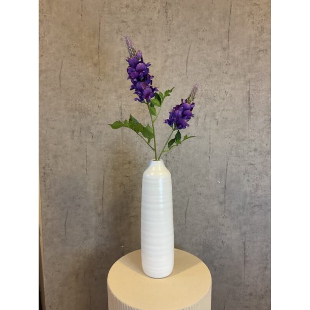 Lupin m�rk lilla 77 cm