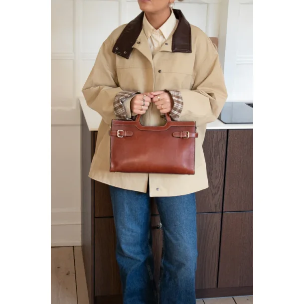 May Small Taske - Cognac
