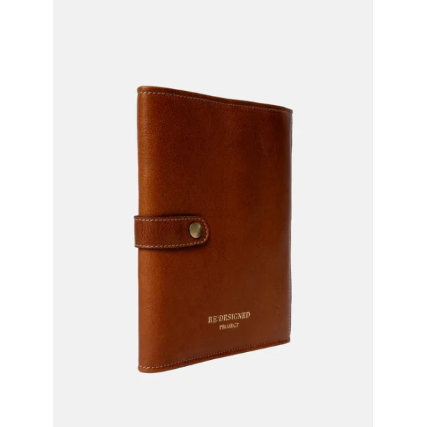 Project 14 Walnut/Brass