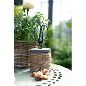 Spole m. jutesnor og saks